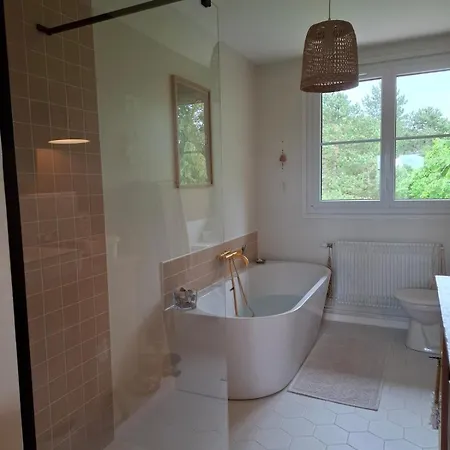 La Grange Des Prés, Thatched For 8 People With Sea View! Casa vacanze Eu (Senna Marittima)