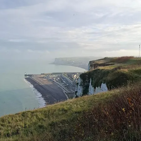 Dom wakacyjny La Grange Des Pres, Chaumiere 8 Personnes Vue Mer! Eu (Sekwana Nadmorska)